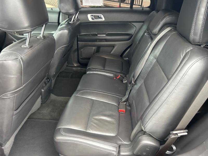 2015 Ford Explorer Limited's photo