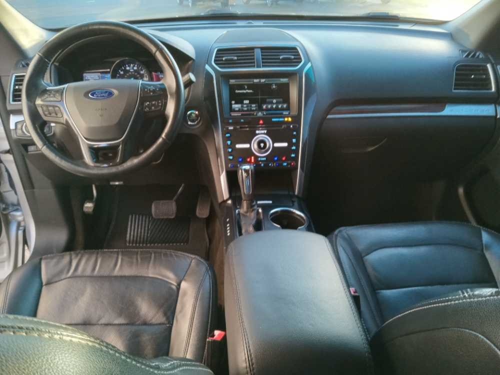 FORD EXPLORER LIMITED