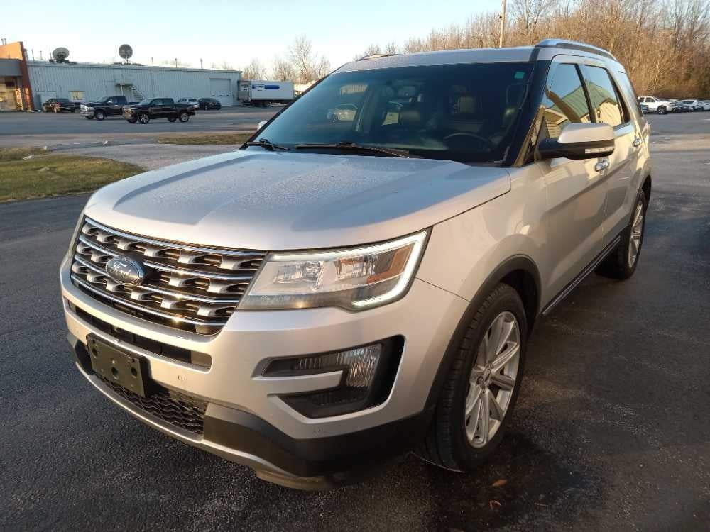 2016 Ford Explorer Limited's photo