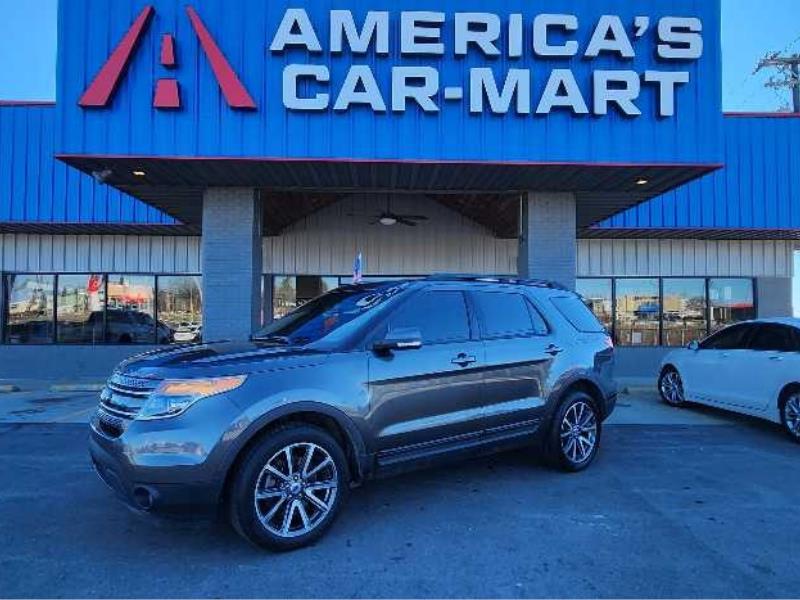 2015 Ford Explorer XLT's photo