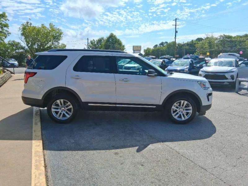Image of 2019 Ford Explorer XLT