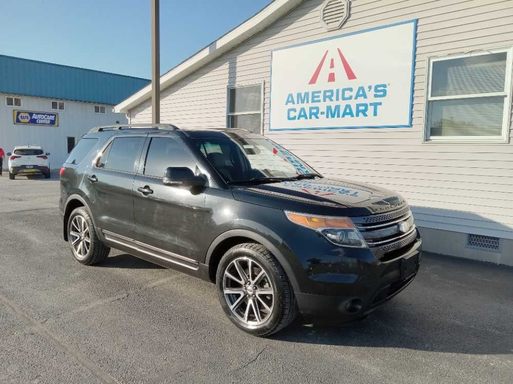 2015 Ford Explorer XLT's photo