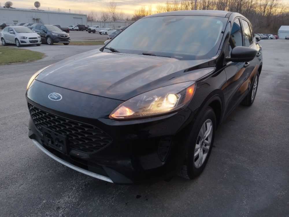 2020 Ford Escape S's photo
