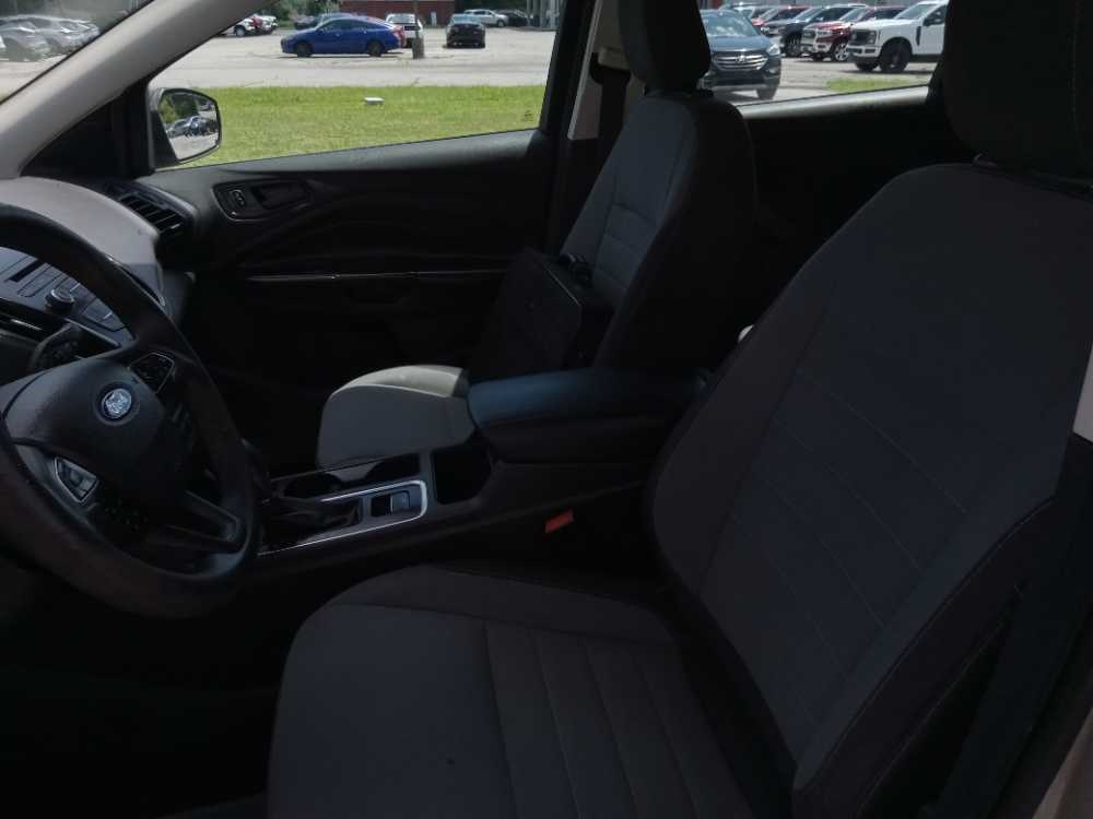 FORD ESCAPE S