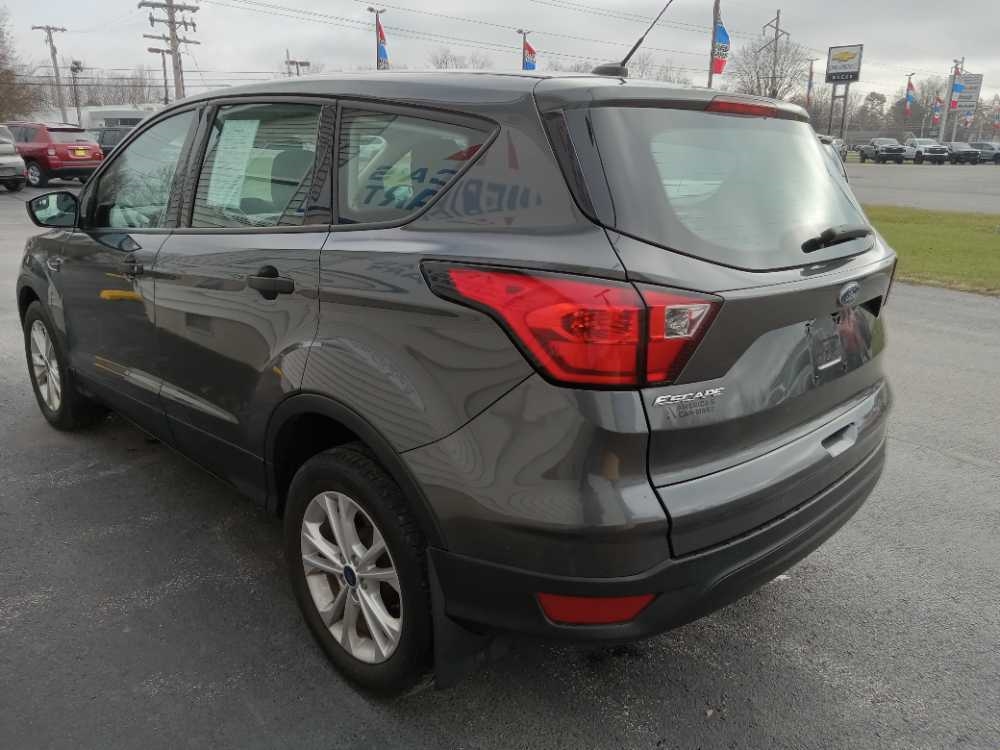 FORD ESCAPE S