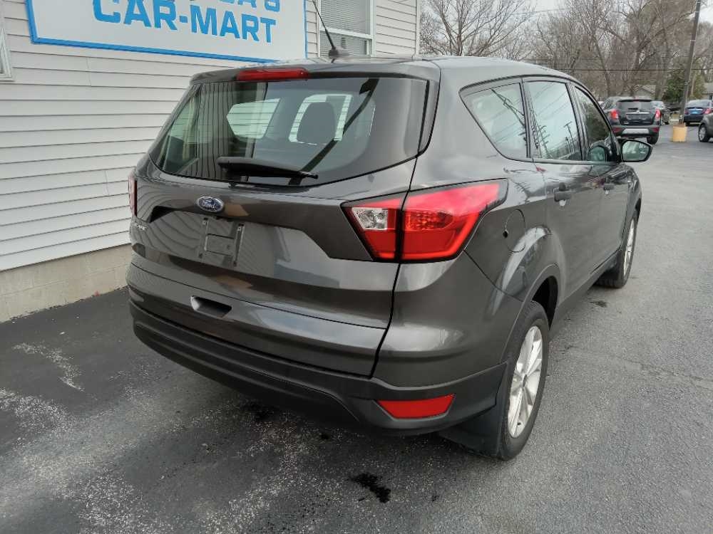 FORD ESCAPE S
