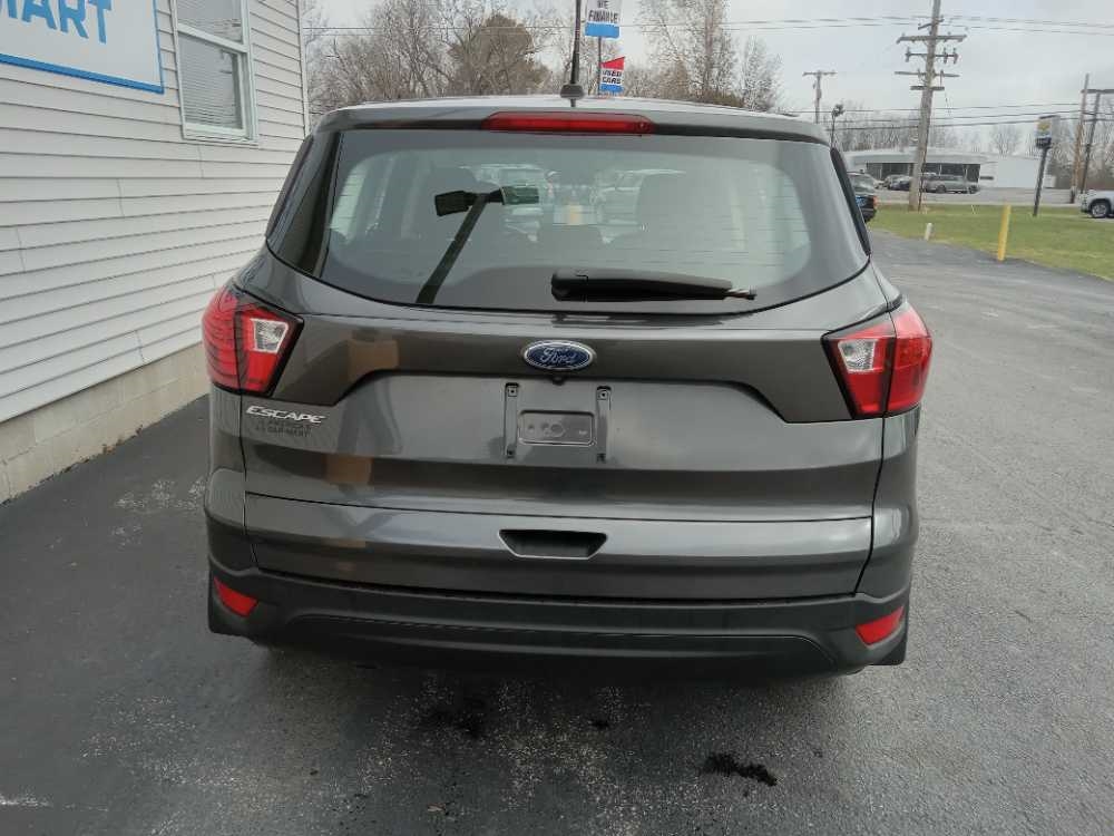 FORD ESCAPE S