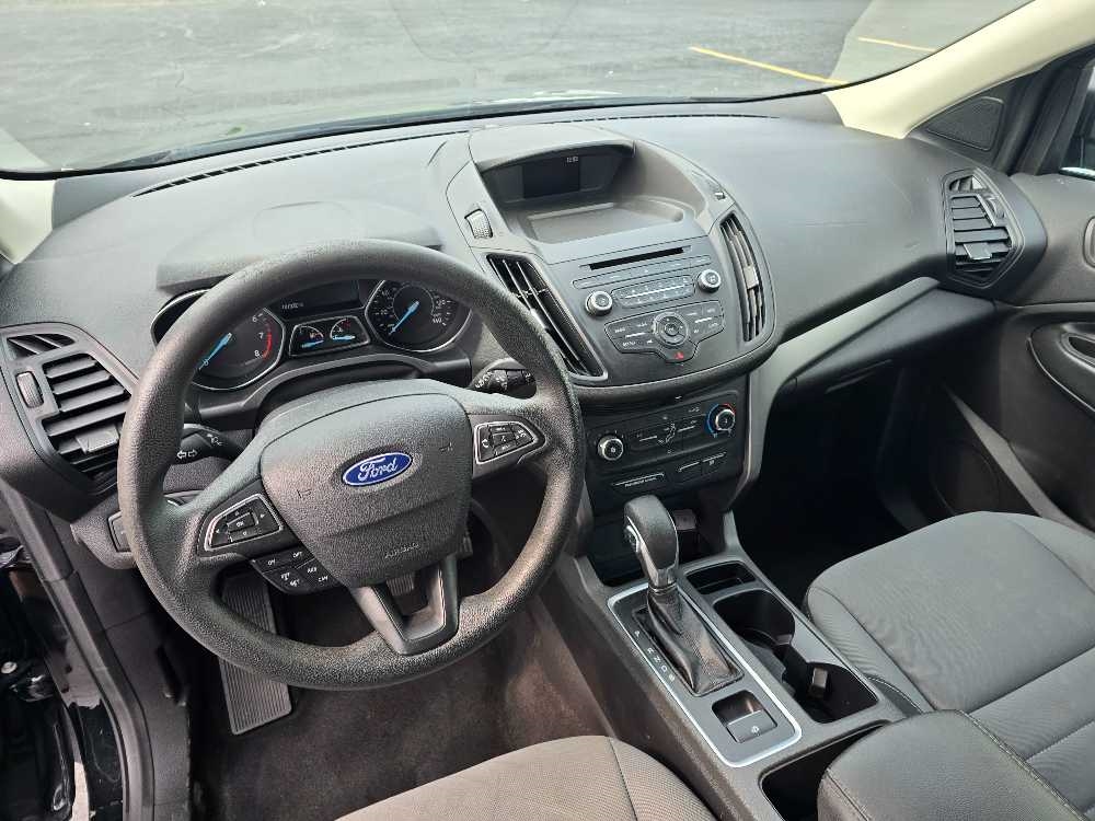 FORD ESCAPE S