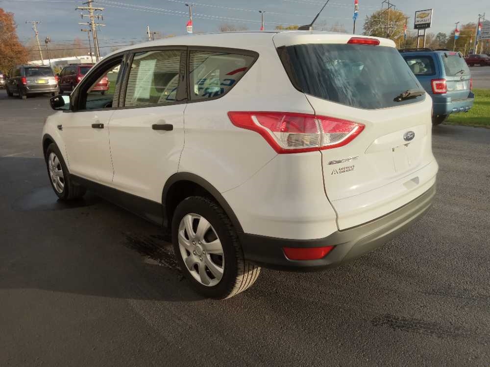 FORD ESCAPE S