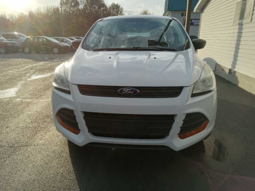 FORD ESCAPE S