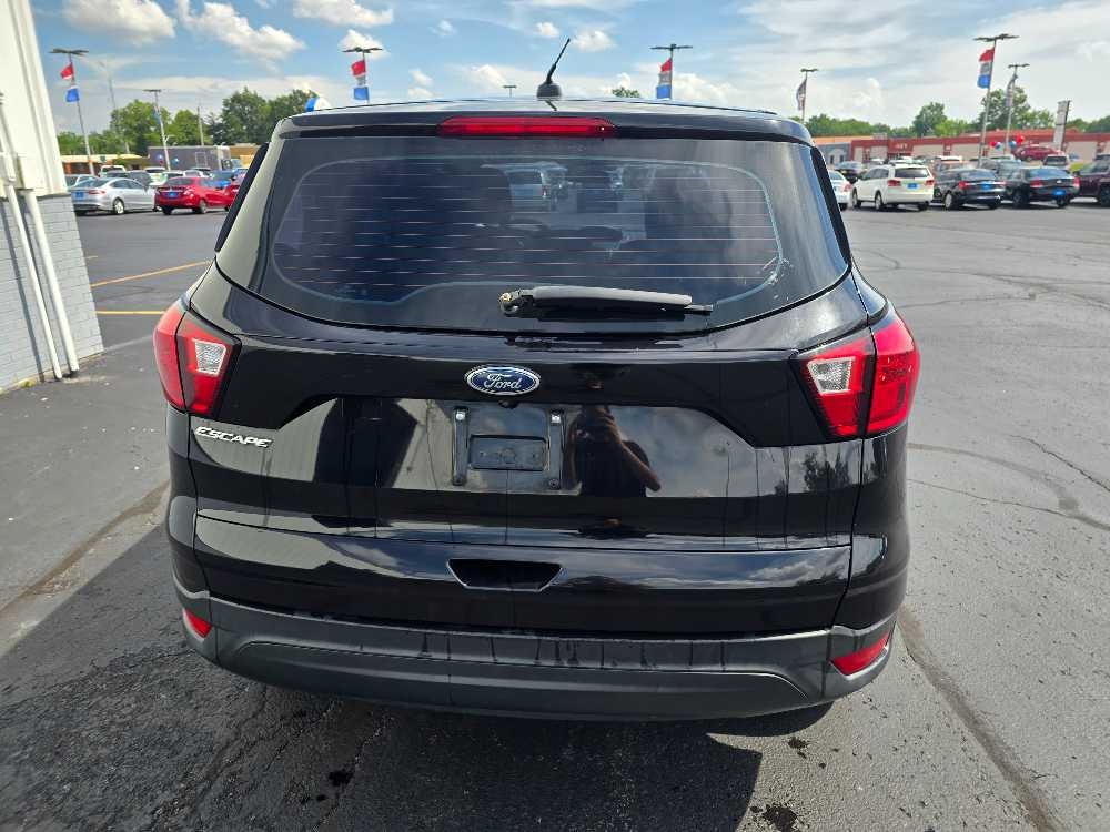 FORD ESCAPE S
