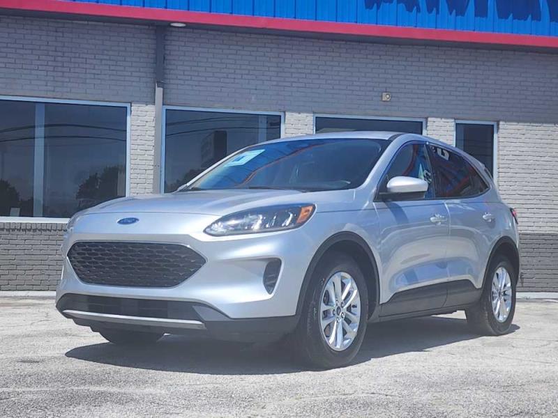 2020 Ford Escape SE's photo