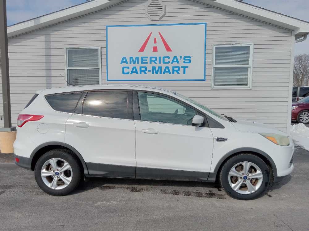 FORD ESCAPE SE