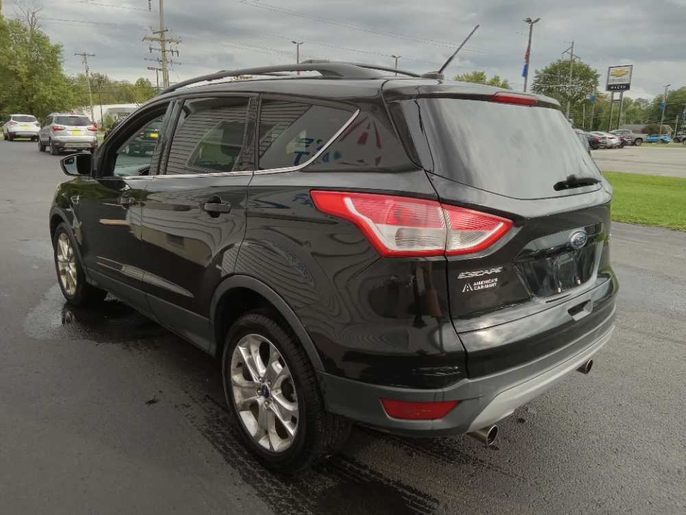 FORD ESCAPE