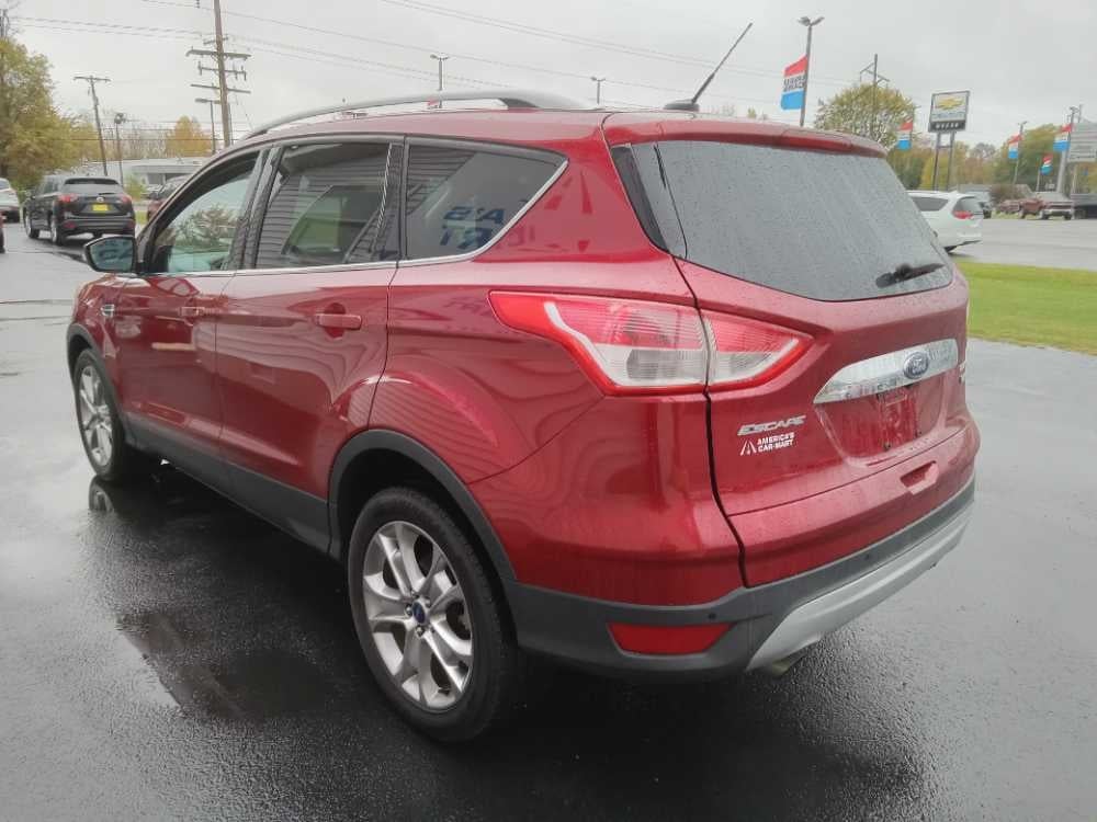 FORD ESCAPE TITANIUM