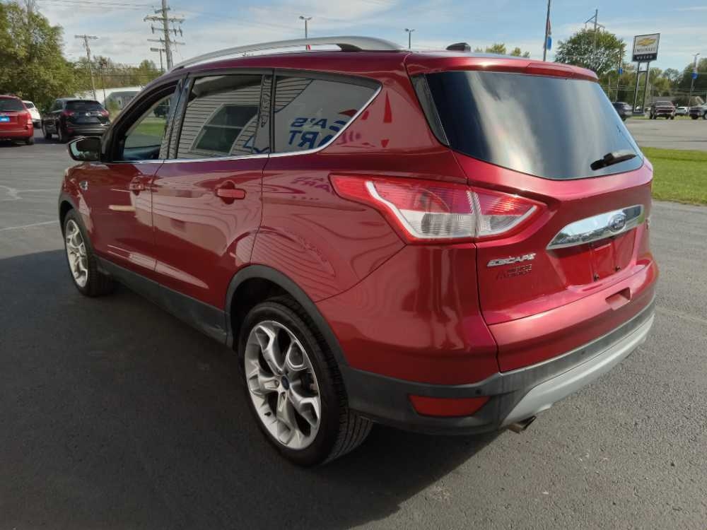 FORD ESCAPE TITANIUM