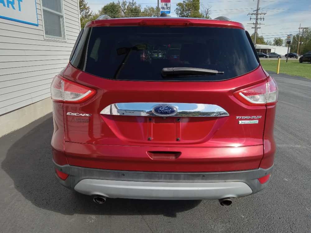 FORD ESCAPE TITANIUM