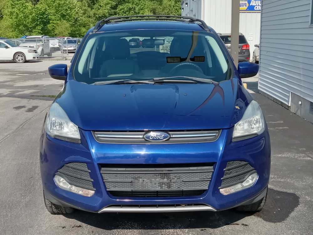 FORD ESCAPE SE