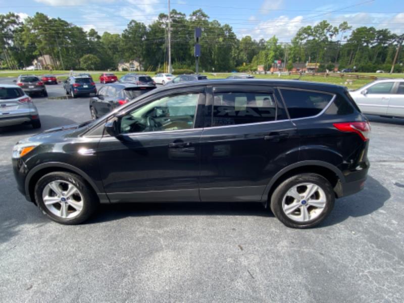 Ford Escape America�s CarMart