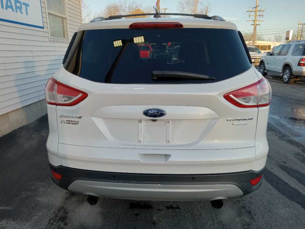 FORD ESCAPE TITANIUM