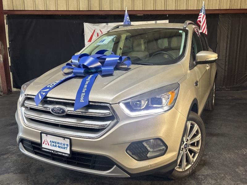 2018 Ford Escape Titanium's photo