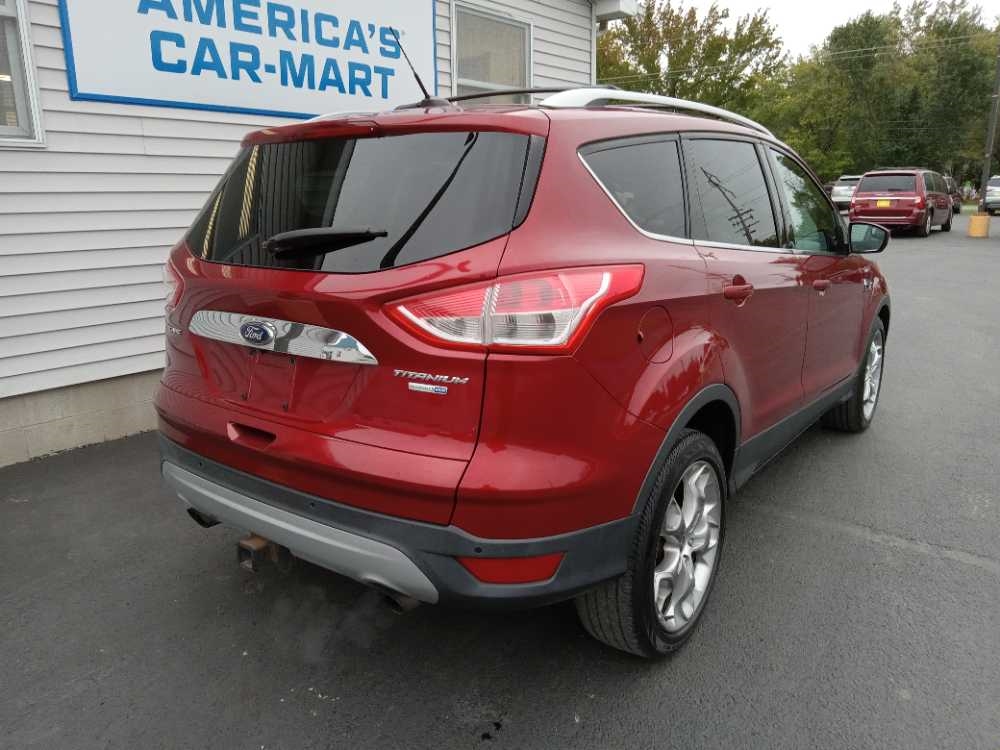 FORD ESCAPE TITANIUM