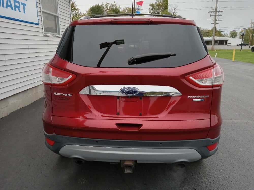 FORD ESCAPE TITANIUM