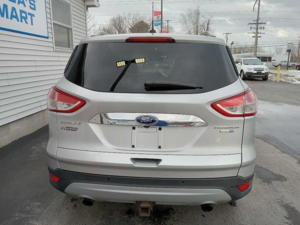 FORD ESCAPE TITANIUM