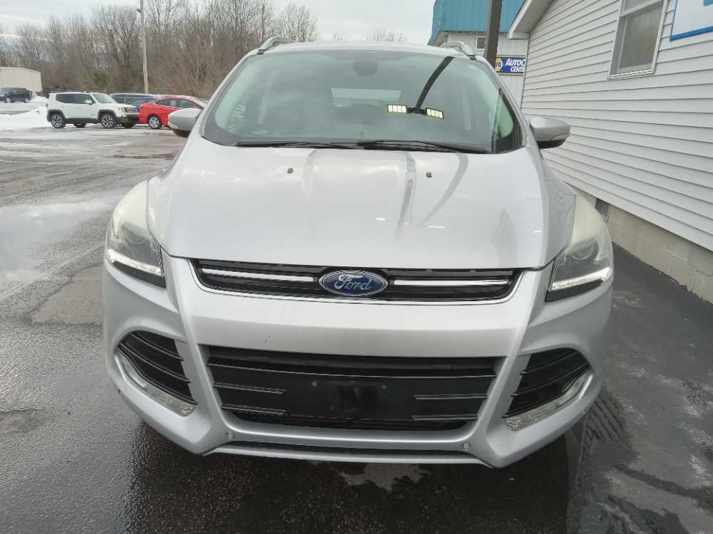 FORD ESCAPE TITANIUM