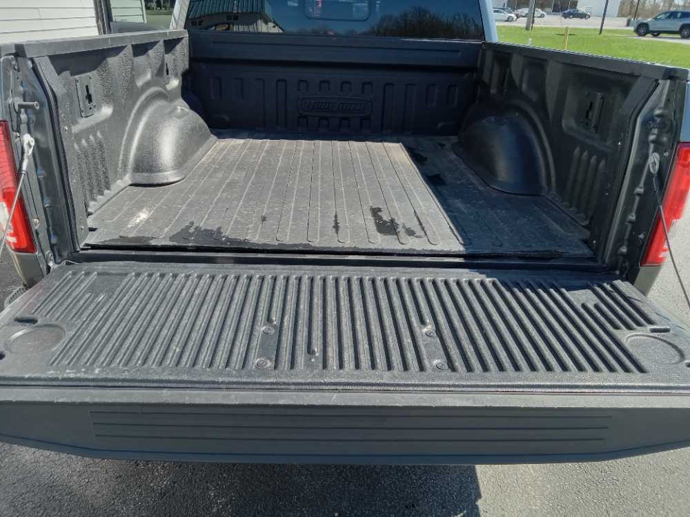 FORD F-150 XL; LIMITED; P