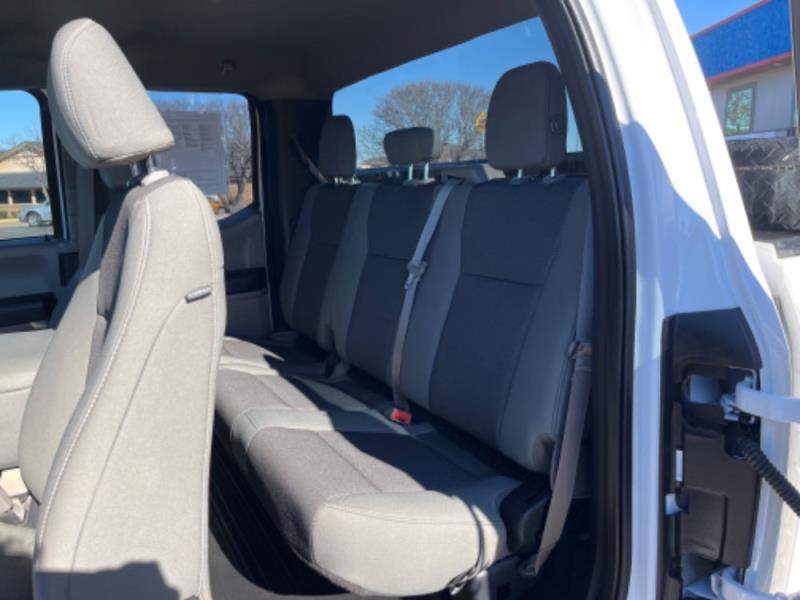 2019 Ford F-150 XL's photo