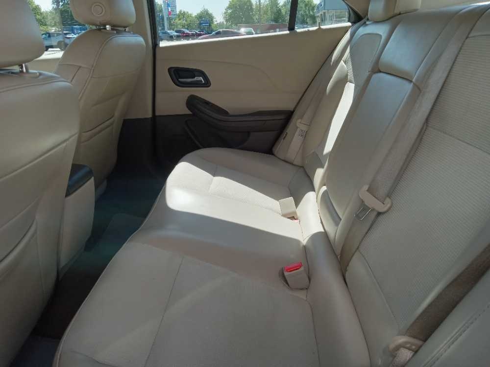 CHEVROLET MALIBU LIMITED LT (1
