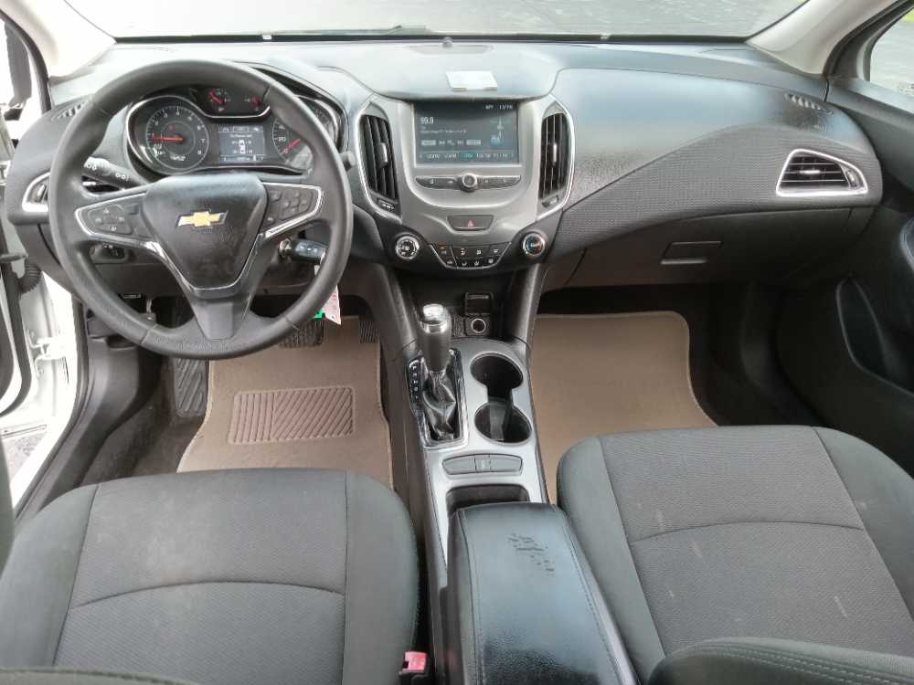 CHEVROLET CRUZE LT