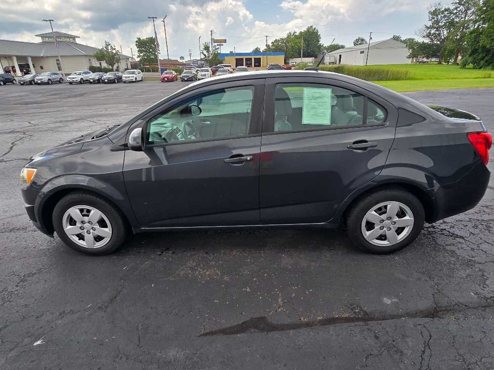 CHEVROLET SONIC LS