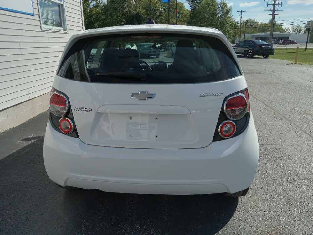 CHEVROLET SONIC LS
