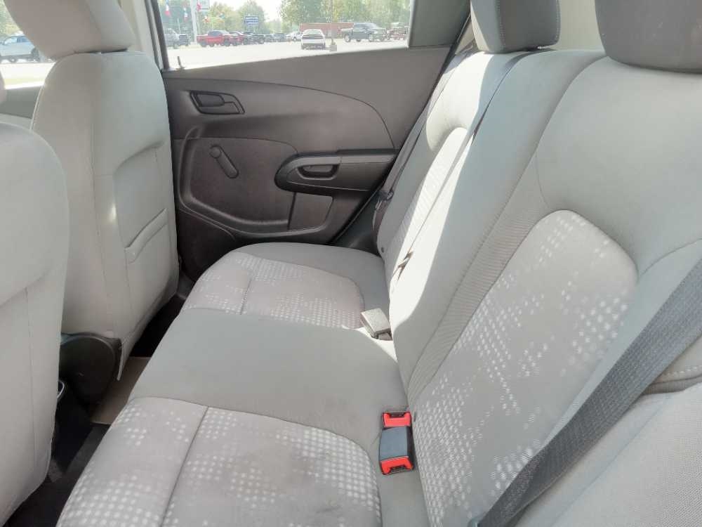 CHEVROLET SONIC LS