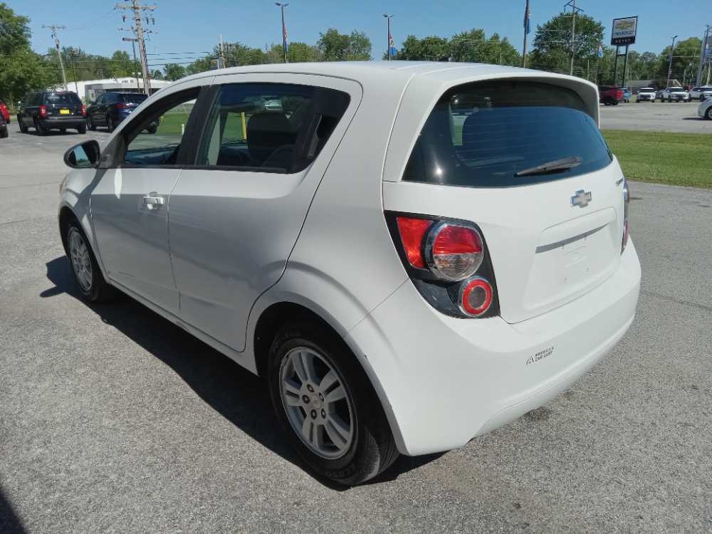 CHEVROLET SONIC LS