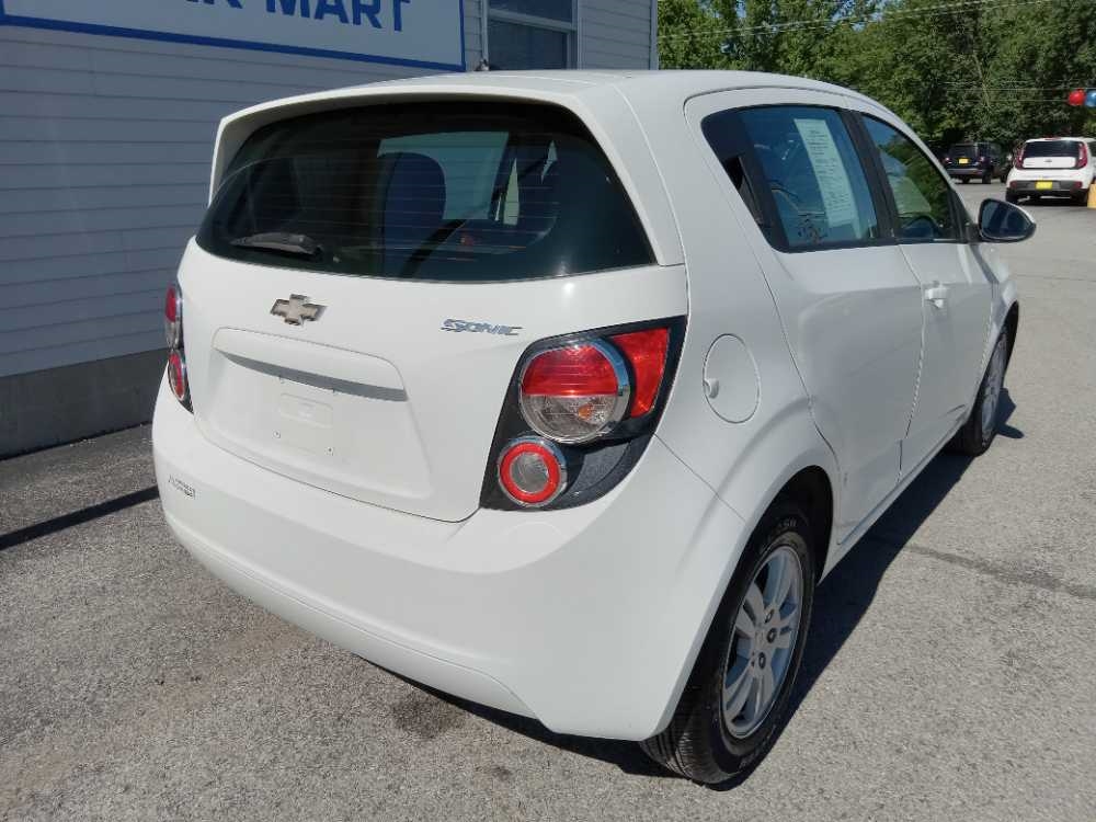 CHEVROLET SONIC LS