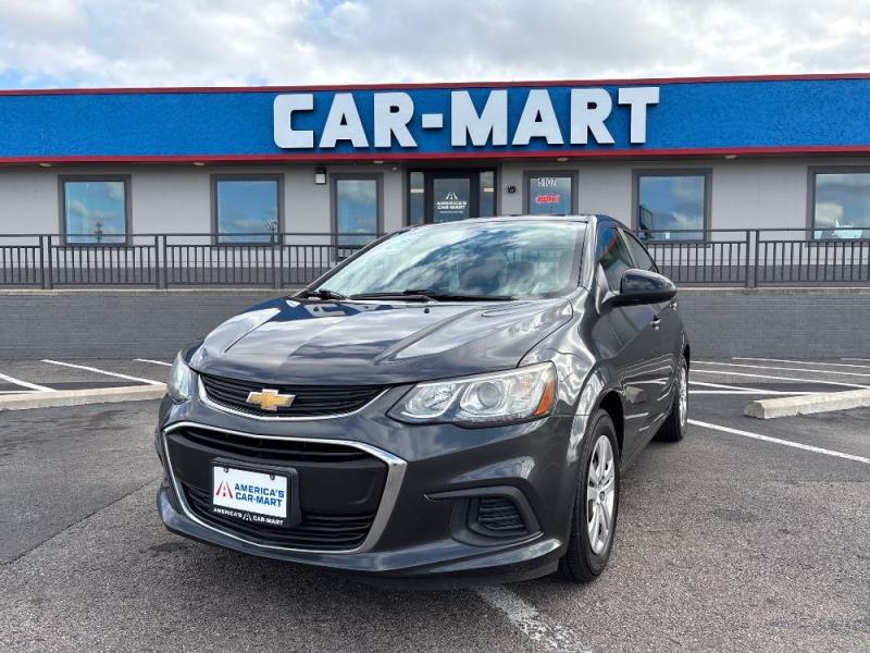 2017 Chevrolet Sonic LS's photo