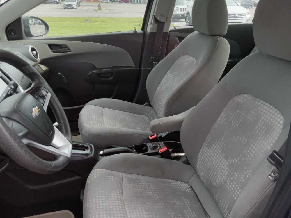 CHEVROLET SONIC LS