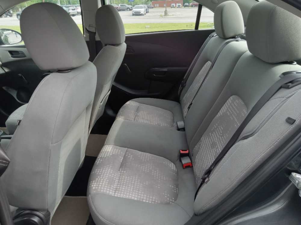 CHEVROLET SONIC LS