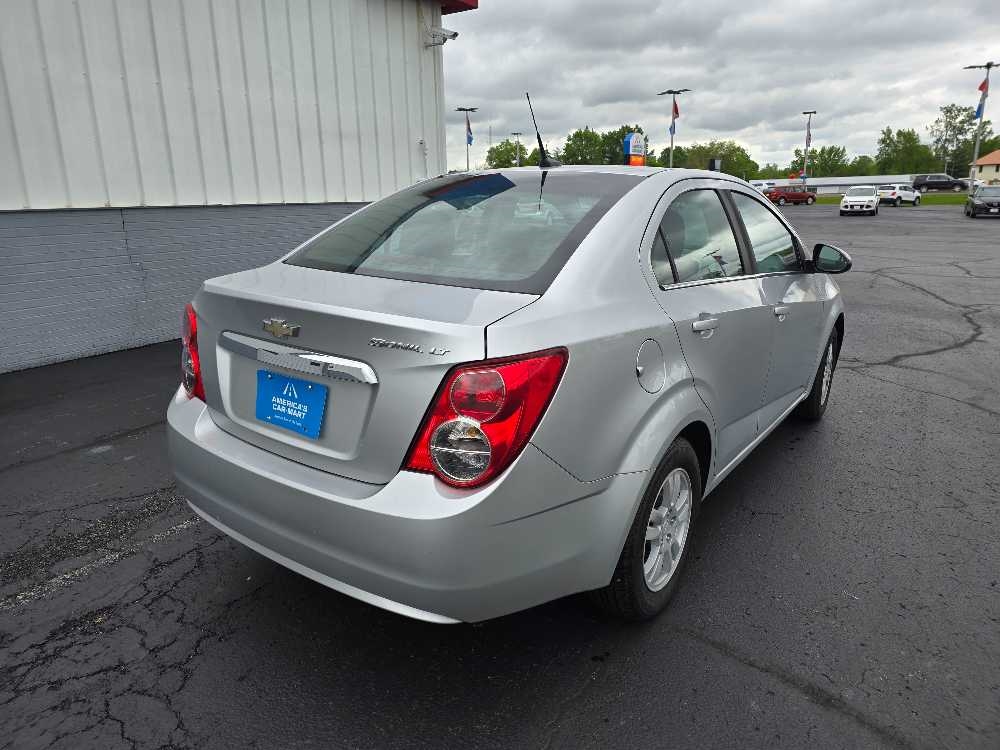 CHEVROLET SONIC LT