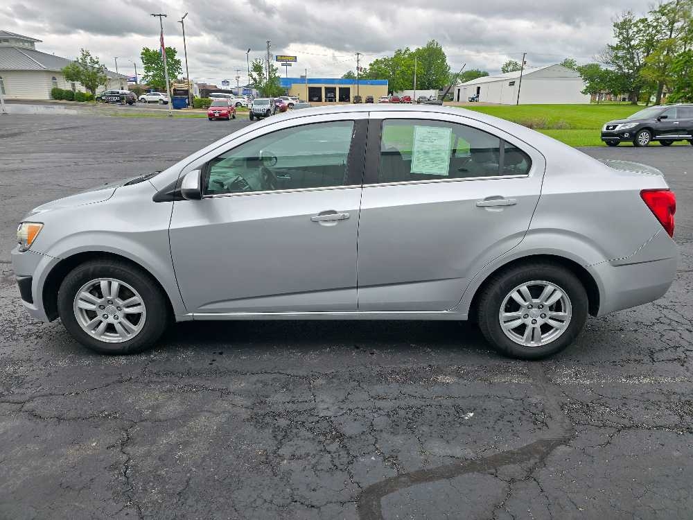 CHEVROLET SONIC LT