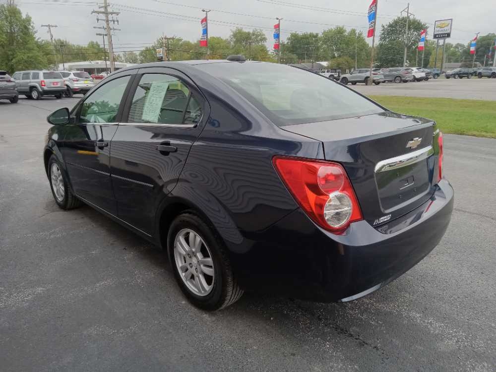 CHEVROLET SONIC LT