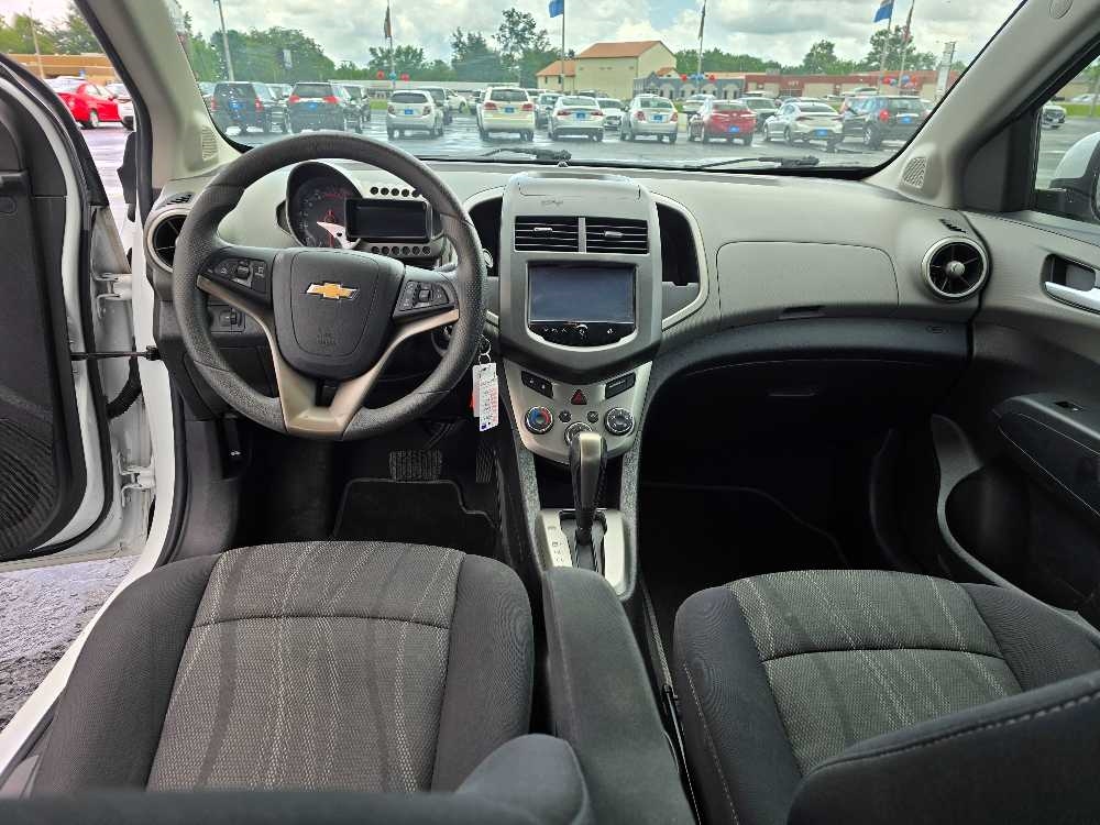 CHEVROLET SONIC LT