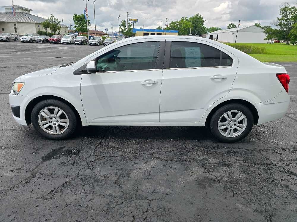 CHEVROLET SONIC LT