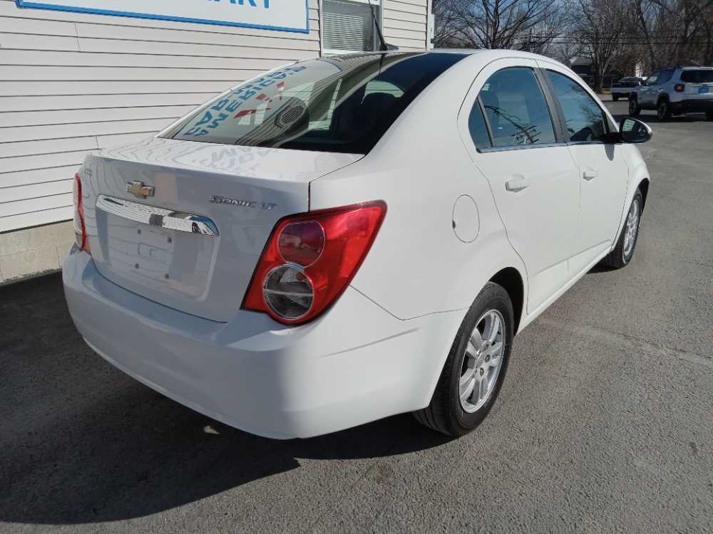 CHEVROLET SONIC LT