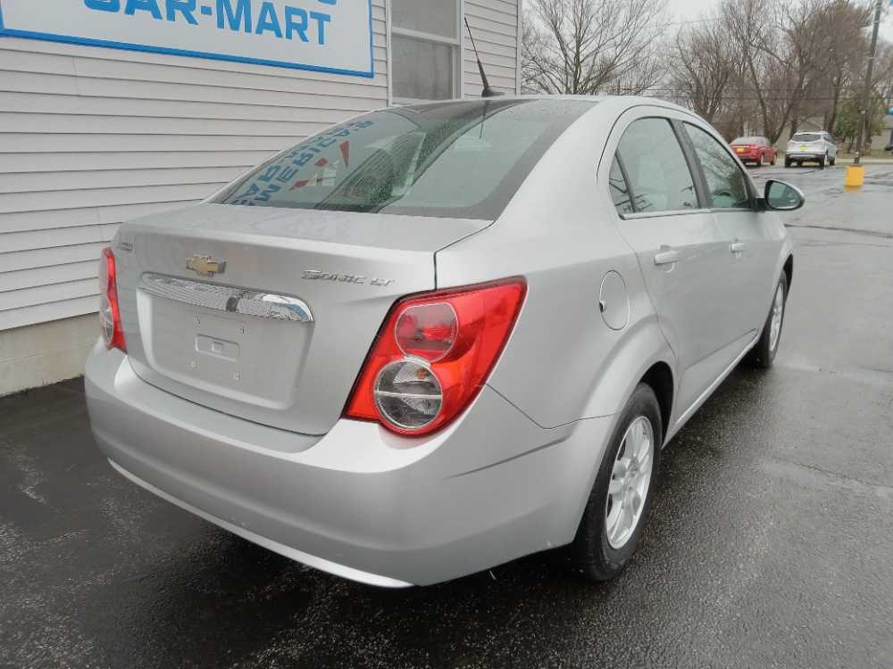 CHEVROLET SONIC LT