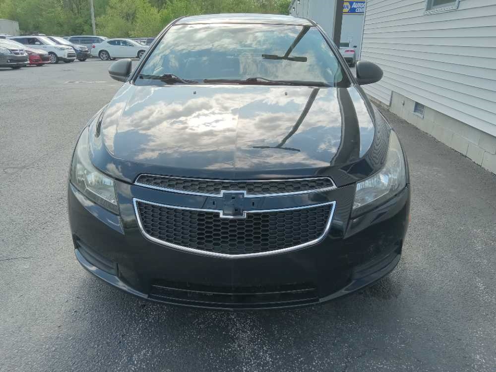 CHEVROLET CRUZE 1LS
