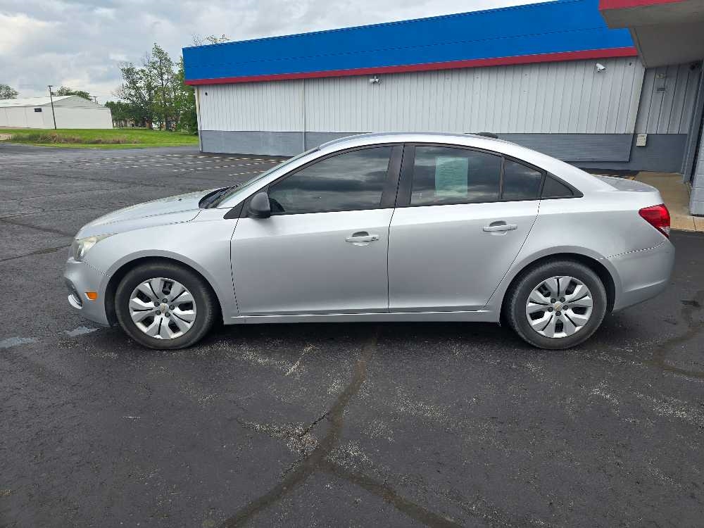 CHEVROLET CRUZE 1LS